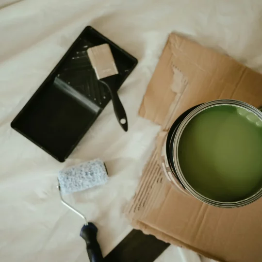 Leicester Decorating – Olive Paint Tin Leicester Decorating - Olive Paint Tin